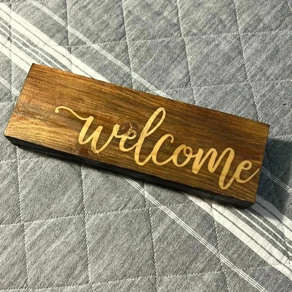 5 for 25$
P Graham Dunn wood sign